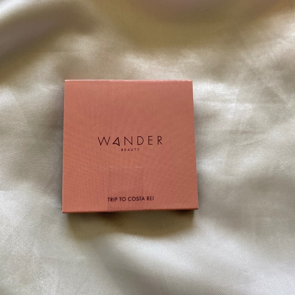 Wander Beauty Trip to Costa Rei Bronzer